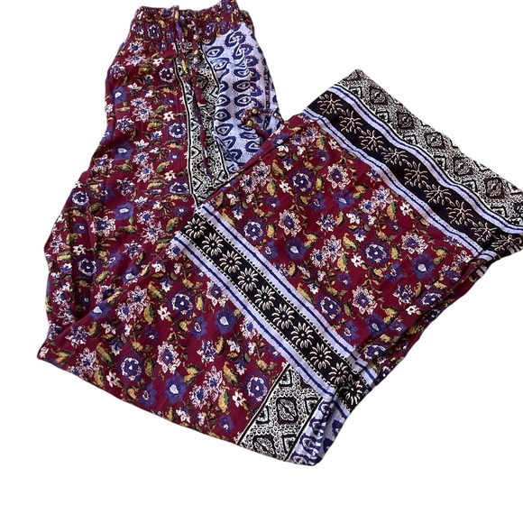 Gorgeous Angie Multicolor Wide Leg Pants - Picture 2 of 8